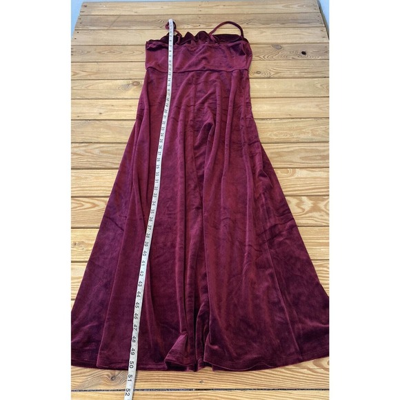 California Bay Co Faux Velvet Spaghetti Strap Dress Size Medium Women’s Wine - Picture 7 of 8